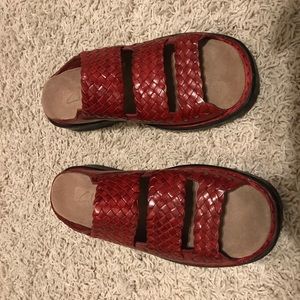 Red Clark’s comfort shoes sandals size 6M